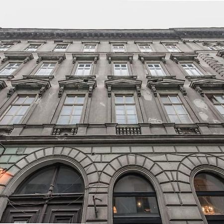 A+ Budapest Central Dob Street Apartment Bagian luar foto