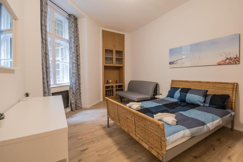 A+ Budapest Central Dob Street Apartment Bagian luar foto